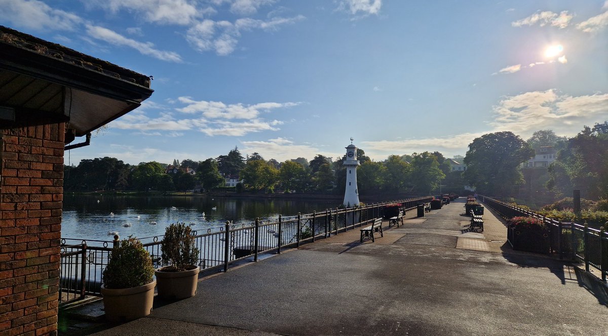 info_specific's tweet image. ☀ Some beautiful morning #SolarSnaps taken at Roath Park, Cardiff. Thanks @chrissoalarch8!