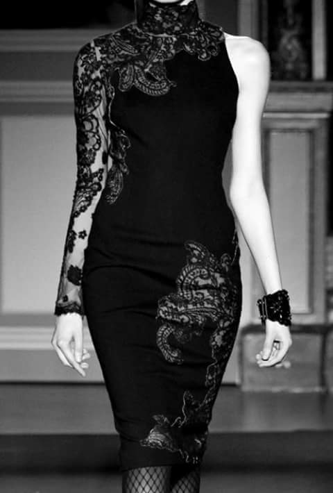 __NoirBlacK's tweet image. #TheLook 🖤