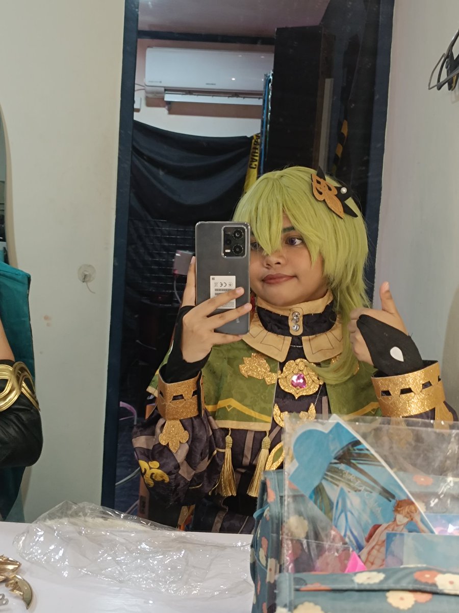 _s0ulrealm's tweet photo. collei mirror nyelfies

#genshinimpact #colleicosplay #cosplayerph #sumeru https://t.co/koekcoFqK6