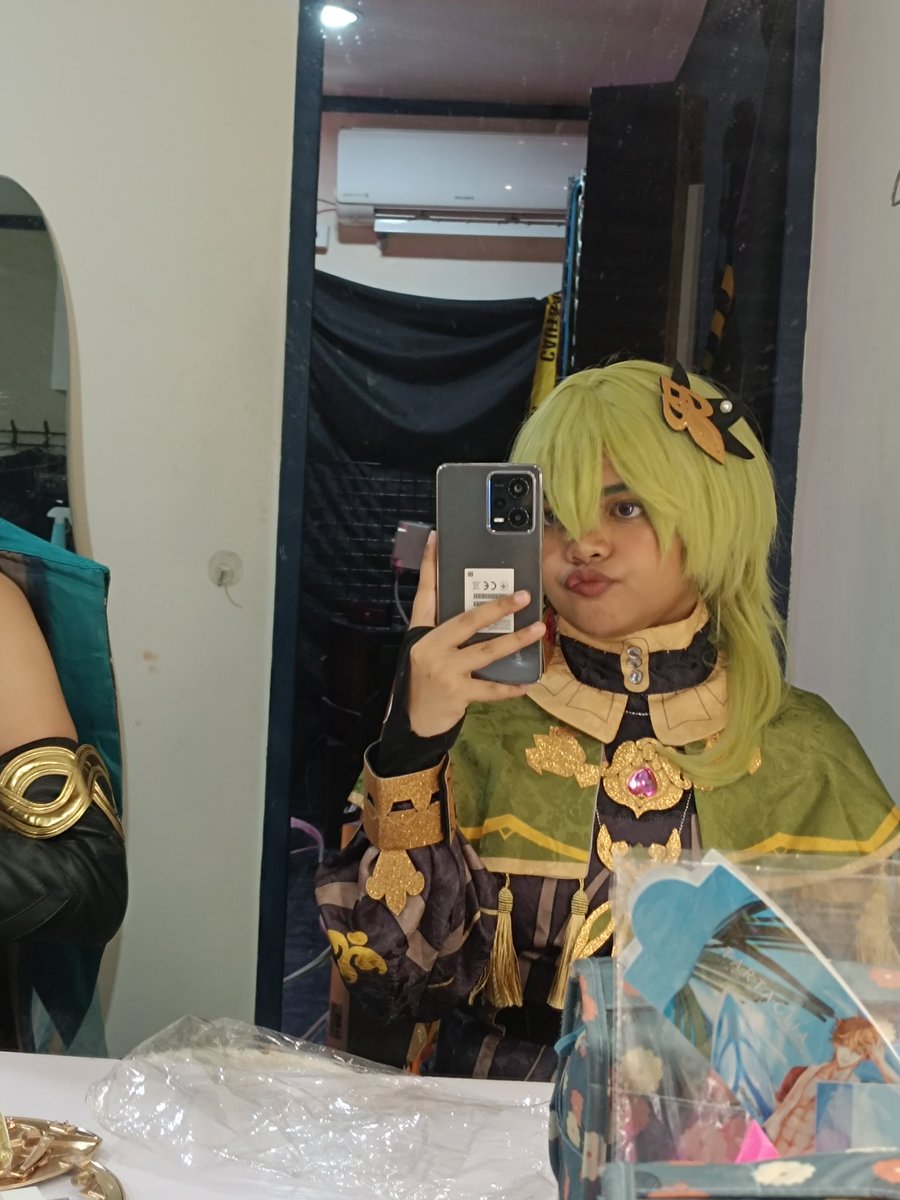 _s0ulrealm's tweet photo. collei mirror nyelfies

#genshinimpact #colleicosplay #cosplayerph #sumeru https://t.co/koekcoFqK6