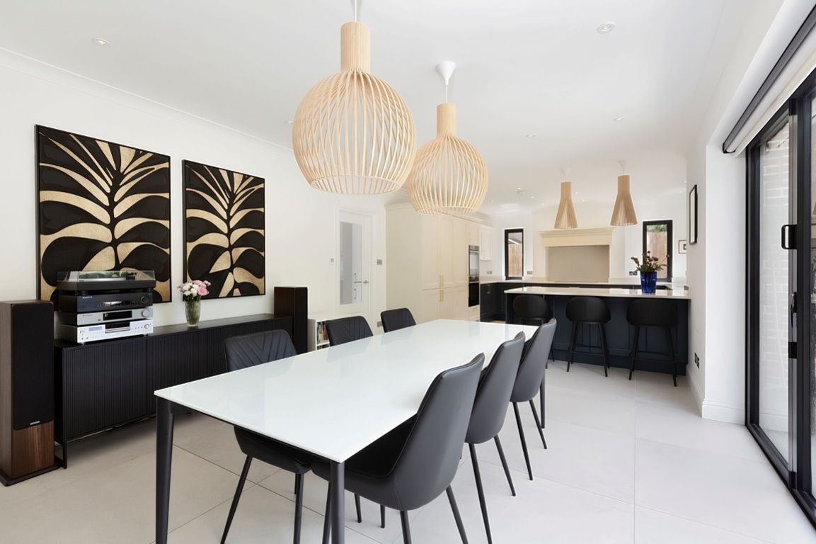 HelenBreezePM's tweet photo. Property Spotlight 📷

Available now this stunning 5-bedroom, 3-bathroom detached house has recently undergone a complete refurbishment, showcasing upmarket fittings and luxurious features throughout.

Find out more and book your viewing today.
https://t.co/FQ3cj1HGCX https://t.co/q7bpQprglR