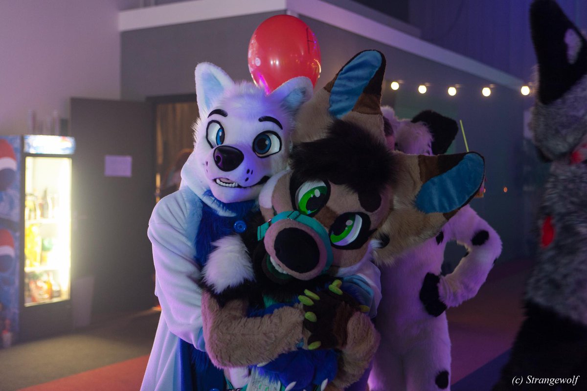 Djem - πΊ - πͺπΊ (@djemloup) on Twitter photo Fursuit Friday from #ProjecfF with <a href="/Fenneclicious/">πβπΈπ π¦</a> !
Love how cute we both look on this photo ππ
From <a href="/Strange99wolf/">Strangewolf</a> Fursuit Friday from #ProjecfF with <a href="/Fenneclicious/">πβπΈπ π¦</a> !
Love how cute we both look on this photo ππ
From <a href="/Strange99wolf/">Strangewolf</a>