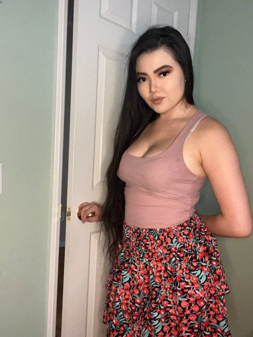 Who wants some authentic Asian food? 😜 Sub &amp; dm me @ https://t.co/L8qjAC3CTl  to dine-in or order a take-out<a href="/tag/brunette"class="tags"><span>#brunette</span></a><a href="/tag/la"class="tags"><span>#la</span></a><a href="/tag/oc"class="tags"><span>#oc</span></a><a href="/tag/longhair"class="tags"><span>#longhair</span></a><a href="/tag/nude"class="tags"><span>#nude</span></a><a href="/tag/socal"class="tags"><span>#socal</span></a><a href="/tag/bedtime"class="tags"><span>#bedtime</span></a>