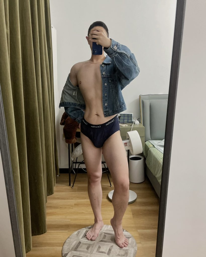 0451sss10's tweet photo. 晚上吃了么 uu 们 https://t.co/SiJS0CRTBS