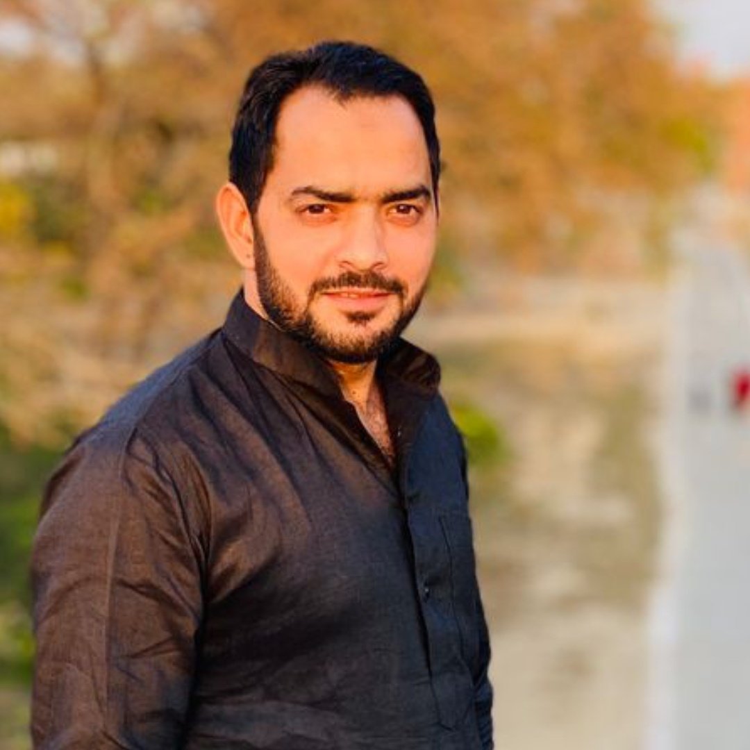 InShu14's tweet photo. #NewProfilePic https://t.co/FChhHTxqrQ