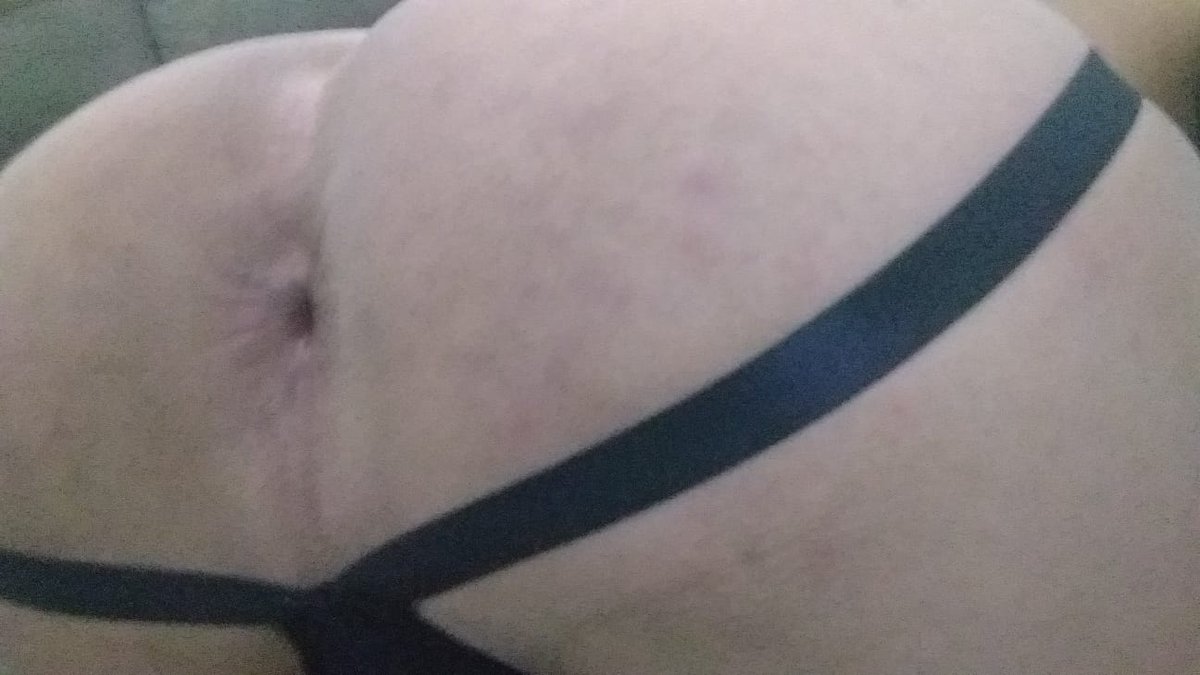 verstilBH2's tweet photo. @favellabh Onde é? Cuzinho piscando aqui de tesão https://t.co/iBEbjSttuh