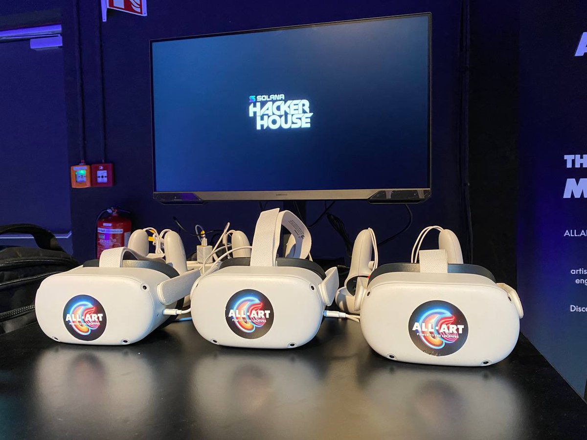 tishmica's tweet photo. 🌐 Join us at Solana Hacker House Berlin to explore groundbreaking VR galleries by @SolSeaNFT artists! With @solana and @AllArtProtocol , we're pushing the boundaries of virtual art experiences. #OnlyPossibleOnSolana 🚀 https://t.co/bqDHZbWLCV