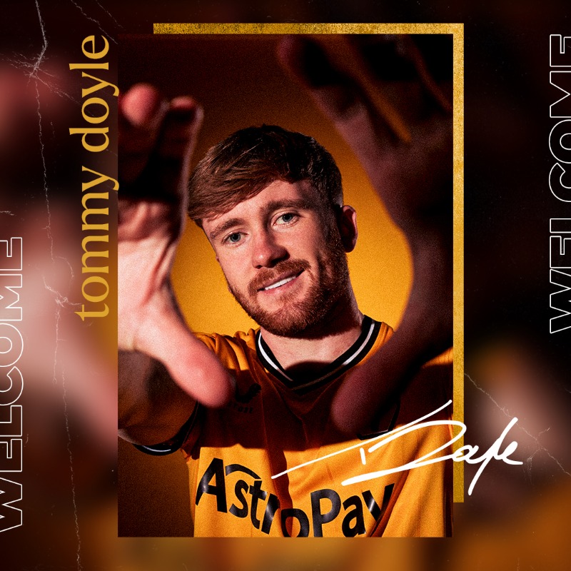 Wolves's tweet photo. The full story as Tommy Doyle joins on loan, with an option to make his stay permanent.

✍️🗞