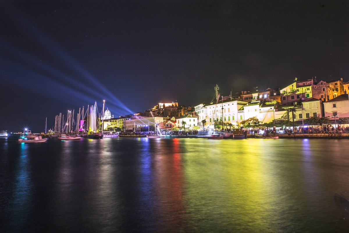 SibenikTB's tweet photo. #Šibenik celebrates its unique history of light with -
#LightIsLife Festival - 03.09.2023.
"The climate has changed - what about you?"
#VisitŠibenik #Light #Dalmatia #Croatia #CroatiaFullOfLife @Croatia_hr https://t.co/cC0xjKZGvr