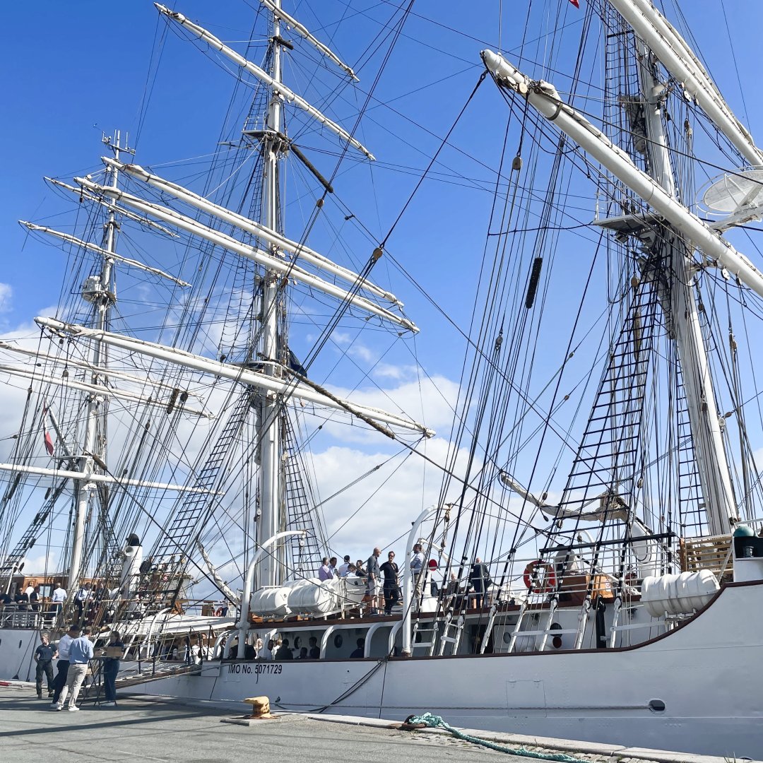 Thank you all for an amazing day at the Danske Bank Growth event out at sea, where startups and investors engaged in lively debates about the AI boom.