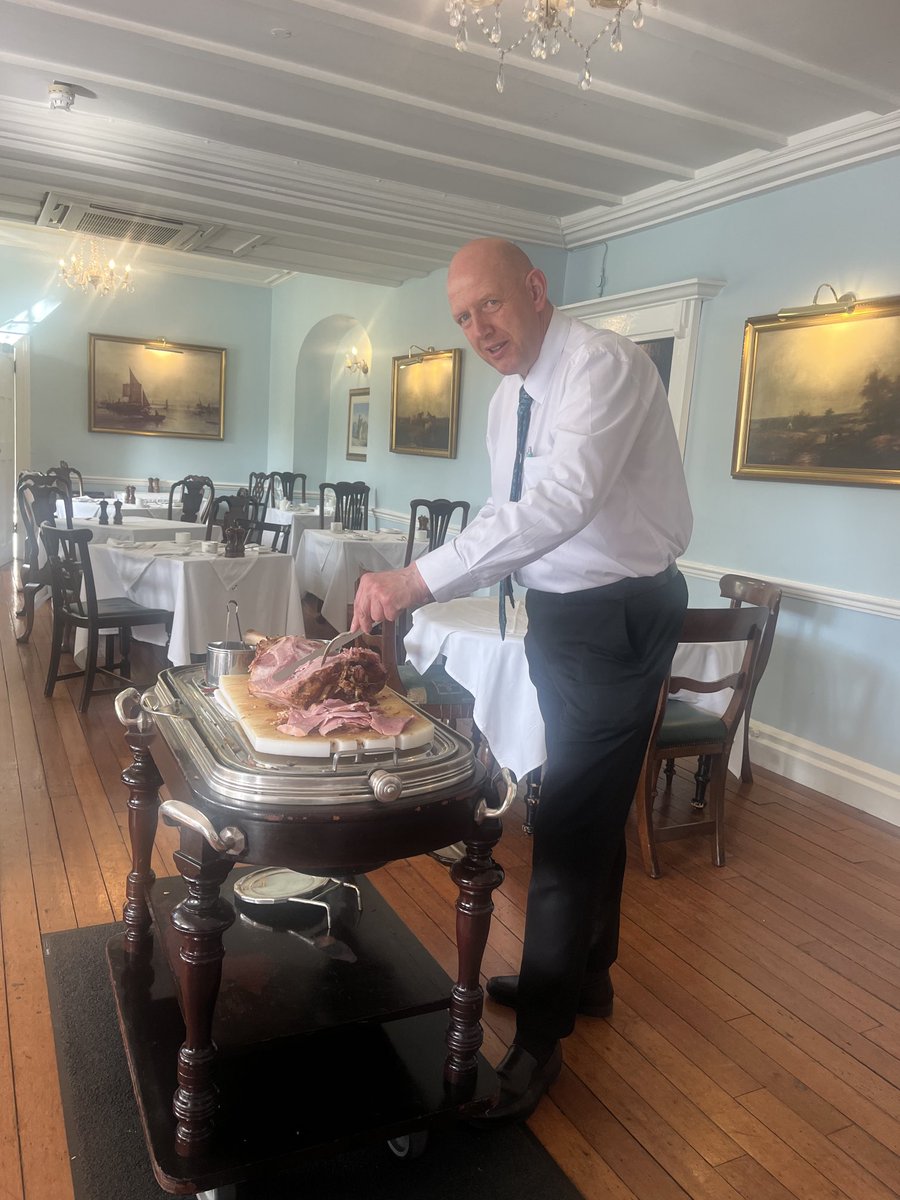 The mighty limerick ham served for a wonderful breakfast at the ⁦<a href="/DunravenArms/">The Dunraven</a>⁩