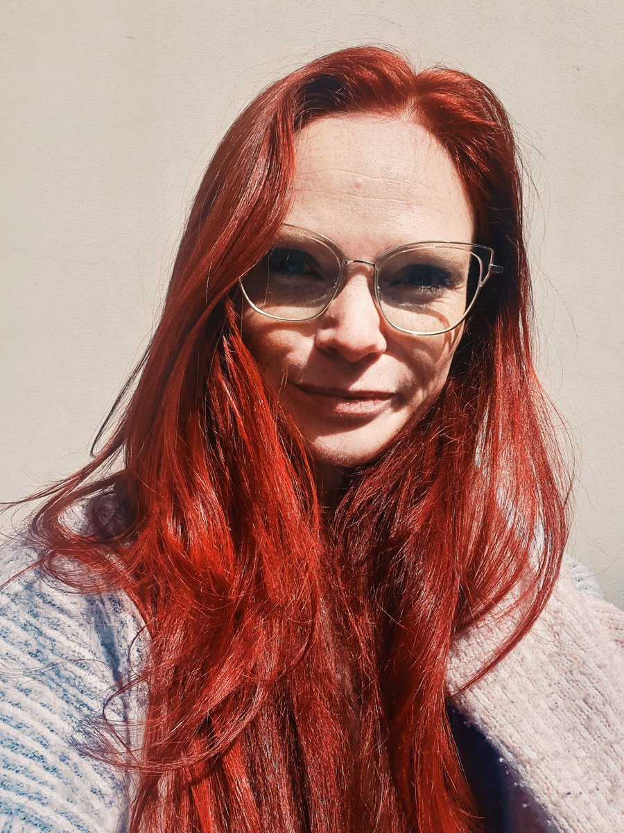 ForFoxingTales's tweet photo. I was already Aiel by birth...
But I decided to define it by shading it darker. 

Always be cautious around a woman who changes her hair.

#TwitterOfTime #WheelOfTime #TheWheelOfTime @TheWheelOfTime #redhead #quote #WoT https://t.co/Fr87FvEUsy