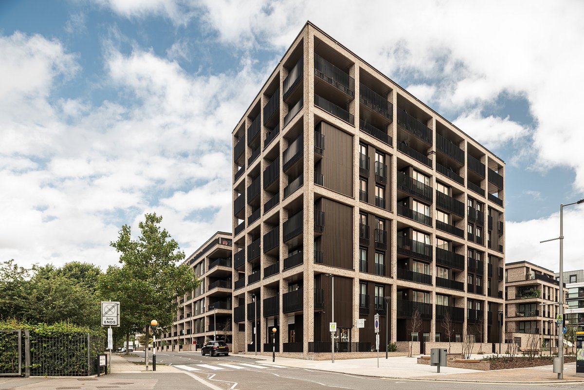 JeffersonSheard's tweet photo. Chobham Manor provides an exciting residential mixed-use scheme on East-London’s Queen Elizabeth Olympic Park. Follow the link to read more about how Jefferson Sheard Architects provided technical design and delivery on the development.
https://t.co/jERC9UWkY2 https://t.co/ig1X5dzq1o