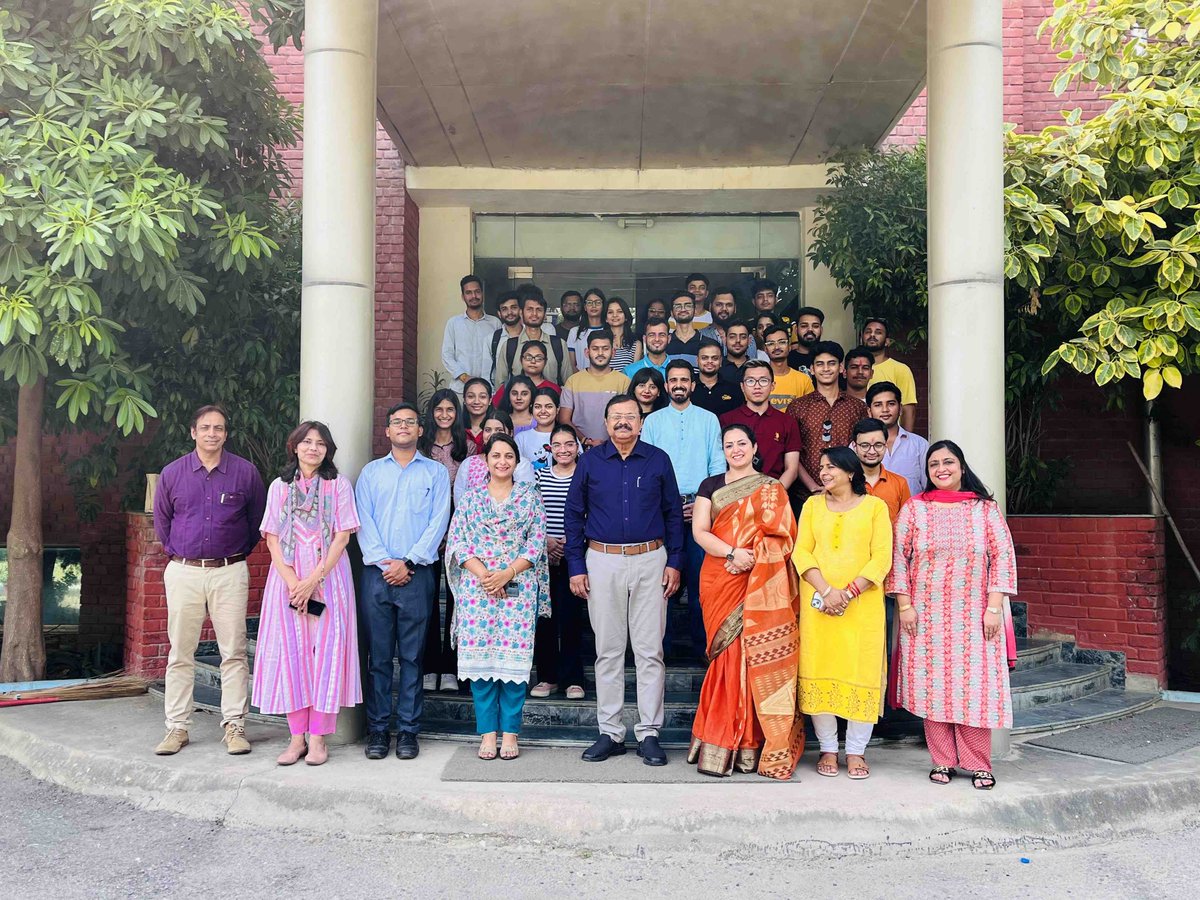 JKBSGurgaon's tweet photo. Together, we took strides towards a cleaner, greener future. Let's continue nurturing our environment and fostering positive change! ππΏ #CleanCampusInitiative #SustainabilityMatters #JKBusinessSchool #TogetherForChange
https://t.co/qf8uNC8j6S https://t.co/5q9iYeResF