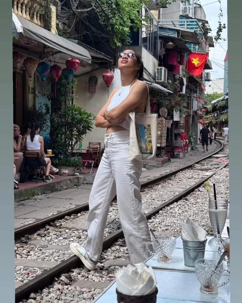 _izabelladeLeon's tweet photo. september 1st, walang ibang hiling kaligayahan niyo padin💜 https://t.co/rzy5yeGs0O