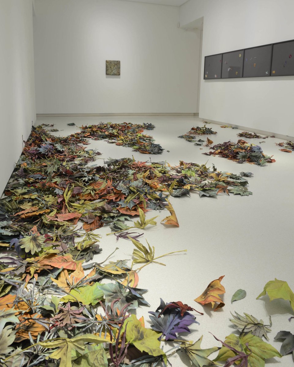 GalElviraGonzal's tweet photo. “Small World” en 2018, fue la primera exposición de Pae White en la Galería Elvira González y su presentación en España.
Pae White expondrá de nuevo en la galería en la primavera de 2024.
Imagen: Vistas de la exposición de Pae White, “Small World”.
#PaeWhite https://t.co/eQ1fjYbs0O