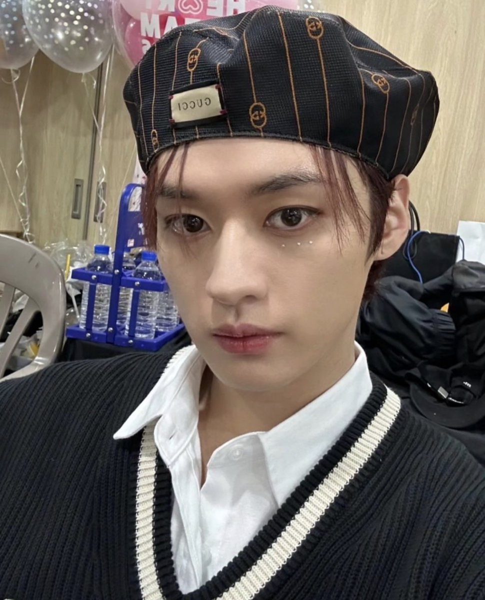 viraltakes's tweet photo. W Korea teases solo magazine shoot with Lee Know of Stray Kids. https://t.co/kZqD5janil