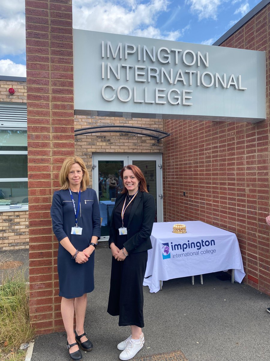 We hope you have had a great summer break.

Whether you are a returning student, or joining us for the first time, we cannot wait to welcome you to the College for the start of the new academic year.

Let us know what you are most excited about for the academic year below ⬇️