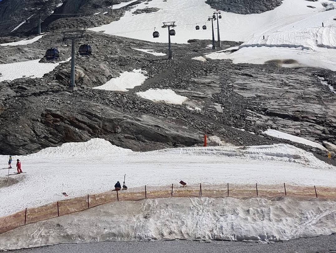 touristeea's tweet image. افضل قمة ثلجية في النمسا 😍🇦🇹

اذا كنت تبحث عن الثلوج في الصيف تعتبر قمة هنترتكس الافضل والاجمل لتوافر الثلوج حتى في الصيف وقريبة لمن يكون في تيرول ووادي زيلرتال ودائما انصح بزيارتها ويعتبر الطريق لها حكاية من الجمال

الاحداثية

Hintertux 794, 6293 Tux