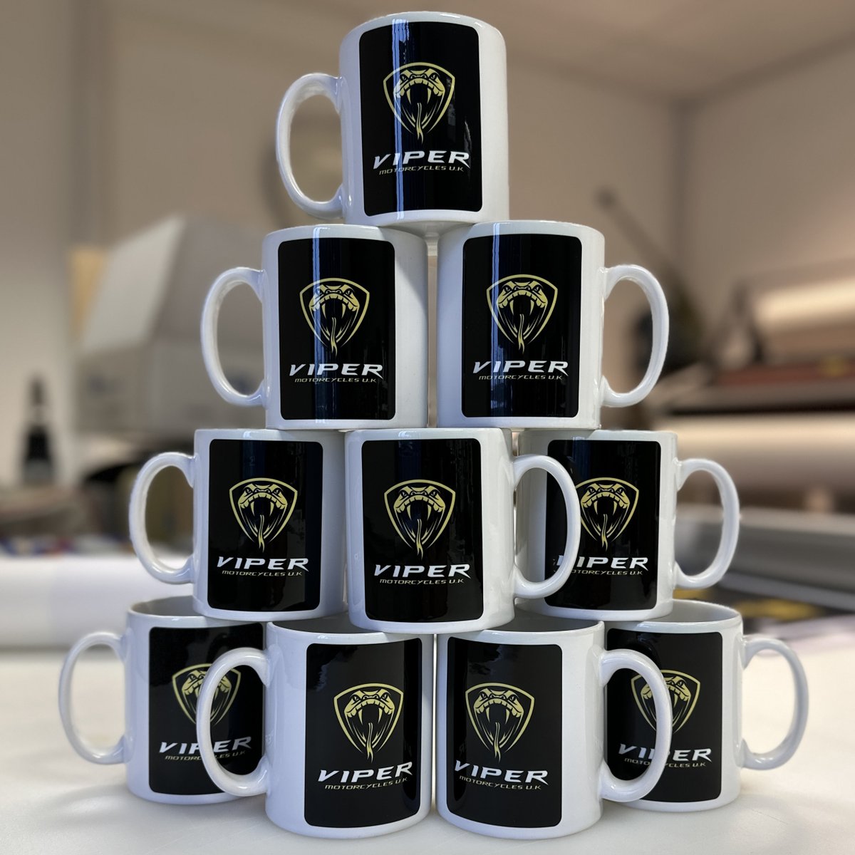 Wishing our friends at Viper #Motorcycles all the very best for their official opening tomorrow at 2 Bixlea Parade, Little Common, TN39 4SD. Specialising in midlife crisis and lady riders (their words)! 😆
zurl.co/gv7Z 
#mugprinting #businesscards #motorbikes #bexhill
