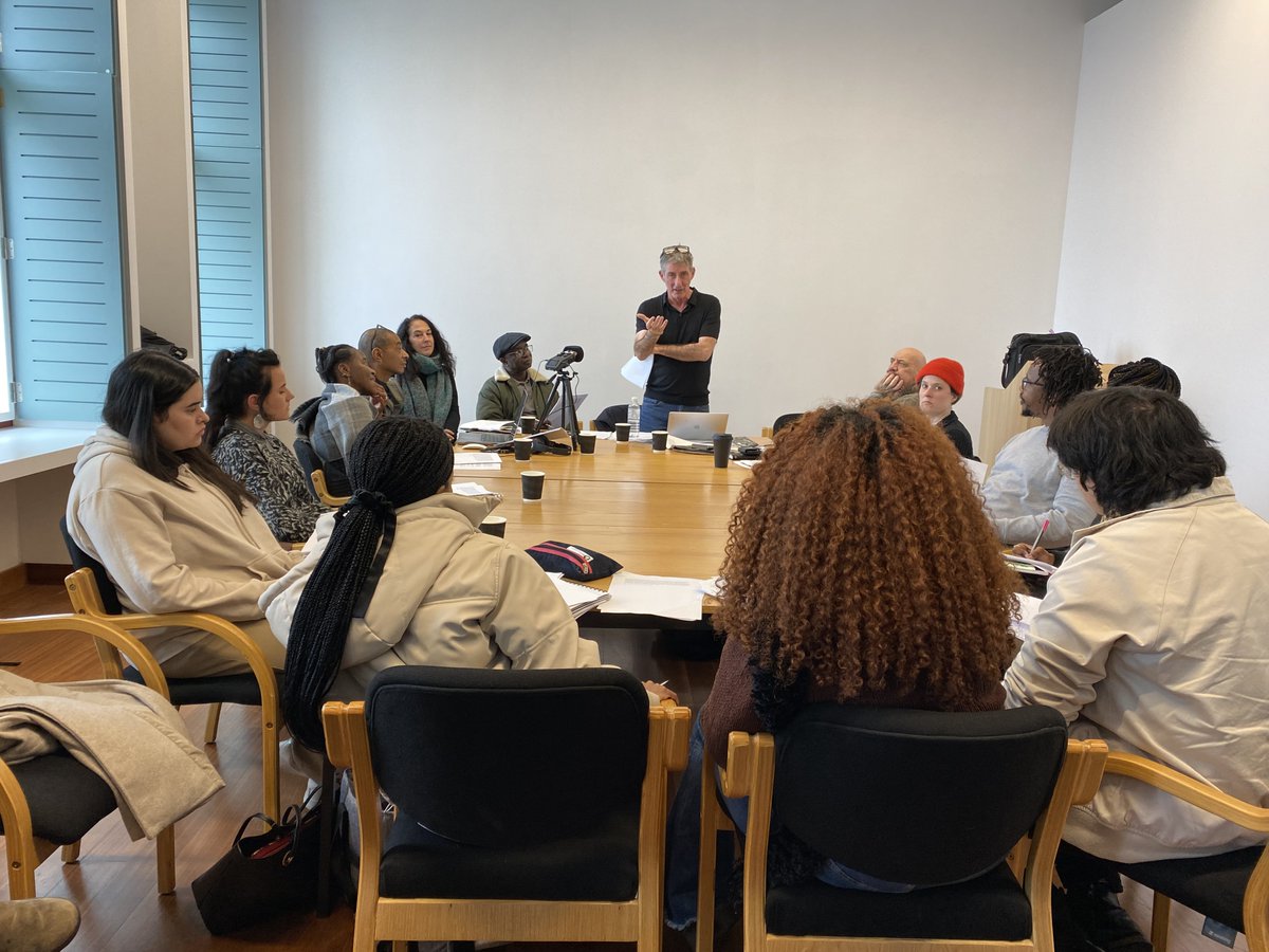 chr_flagship's tweet photo. Wonderful writing workshop and masterclass yesterday with Eoin McNamee, inaugural #Maxeke-Robinson Research Chair.
If creative writing is, according to McNamee, ultimately an act of bearing witness, then “teaching” writing is really about teaching the art of perception. https://t.co/rzTI8LZp6u