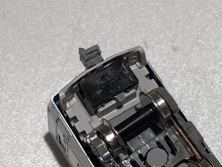 4785-1C3」はフック付きカプラーです。 フック無しカプラーの
