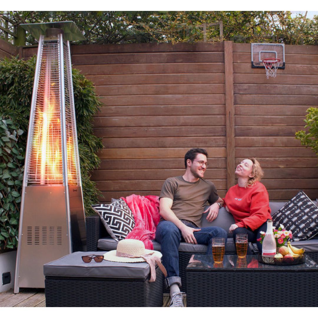 Pyramid Gas Heater, opening bid just £90! 🏡 Find it in our auction of brand new garden furniture from Wowcher, ends Sunday at 19:00 BST. ⏳ hubs.li/Q020MWBD0 #buyonline #onlineauctions #gardenfurniture #bargain #outdoorheater