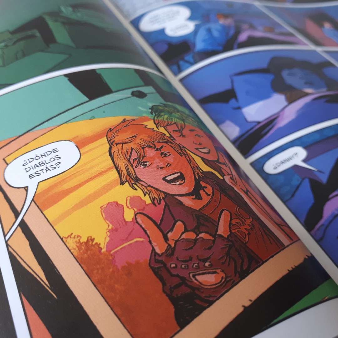 eccediciones's tweet image. ¡OS DAMOS LA BIENVENIDA AL PARQUE DE ATRACCIONES MÁS ESCALOFRIANTE! @Williamson_Josh y @AndreiBressan presentan #DarkRide, una serie #SkyboundECC protagonizada por dos hermanos que deben lidiar con un aterrador legado familiar. Tomo 1 ya disponible: eccediciones.com/comic/dark-rid…