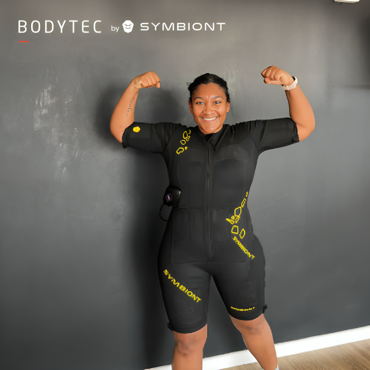 BodytecSA's tweet photo. Still curious about our latest #EMStraining technology? Michelle October, editor of @WomensHealthSA, dove headfirst into the cutting-edge SYMBIONT Smart Training System & was blown away by her first session. Read her full article here: https://t.co/J5QDqNjUyF
#BODYTEC #fitness https://t.co/QBx5Hxakqh