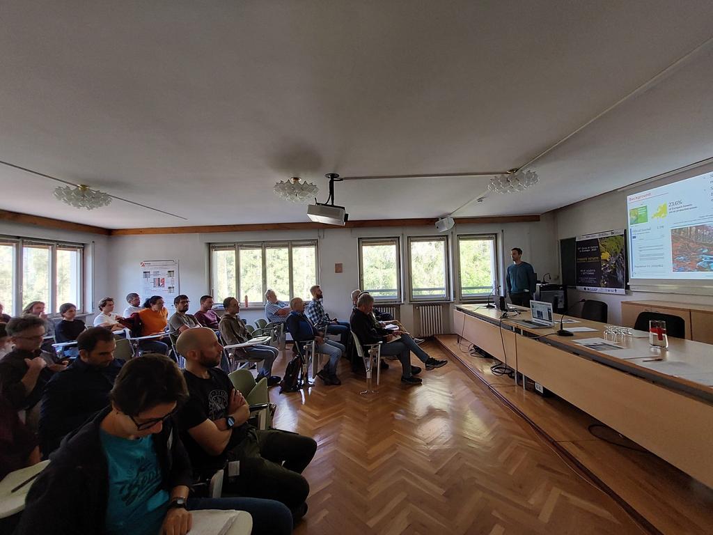 This morning our participant @GTrentanovi presented the aims and results of our @COSTprogramme Action at the event organized by @TESAF_unipd.

The great interest and positive feedbacks will further boost our commitment to study  forest biodiversity!