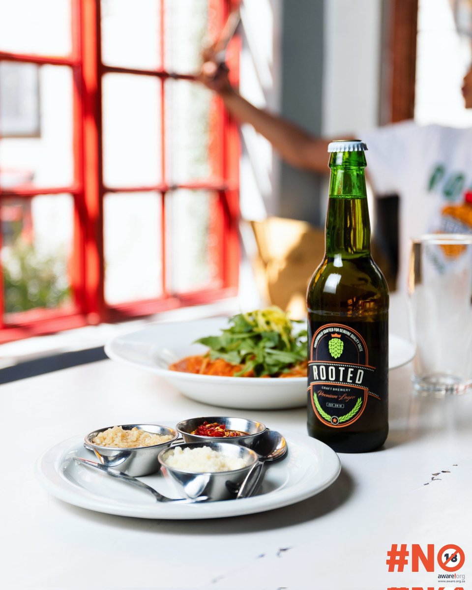 CraftRooted's tweet image. Eats and drinks!
An unparalleled beer to pair with your favourite meal.

#RootedPremiumLager
#EnjoyRootedResponsibly
#craftbeerlovers
#notforpersonsunder18