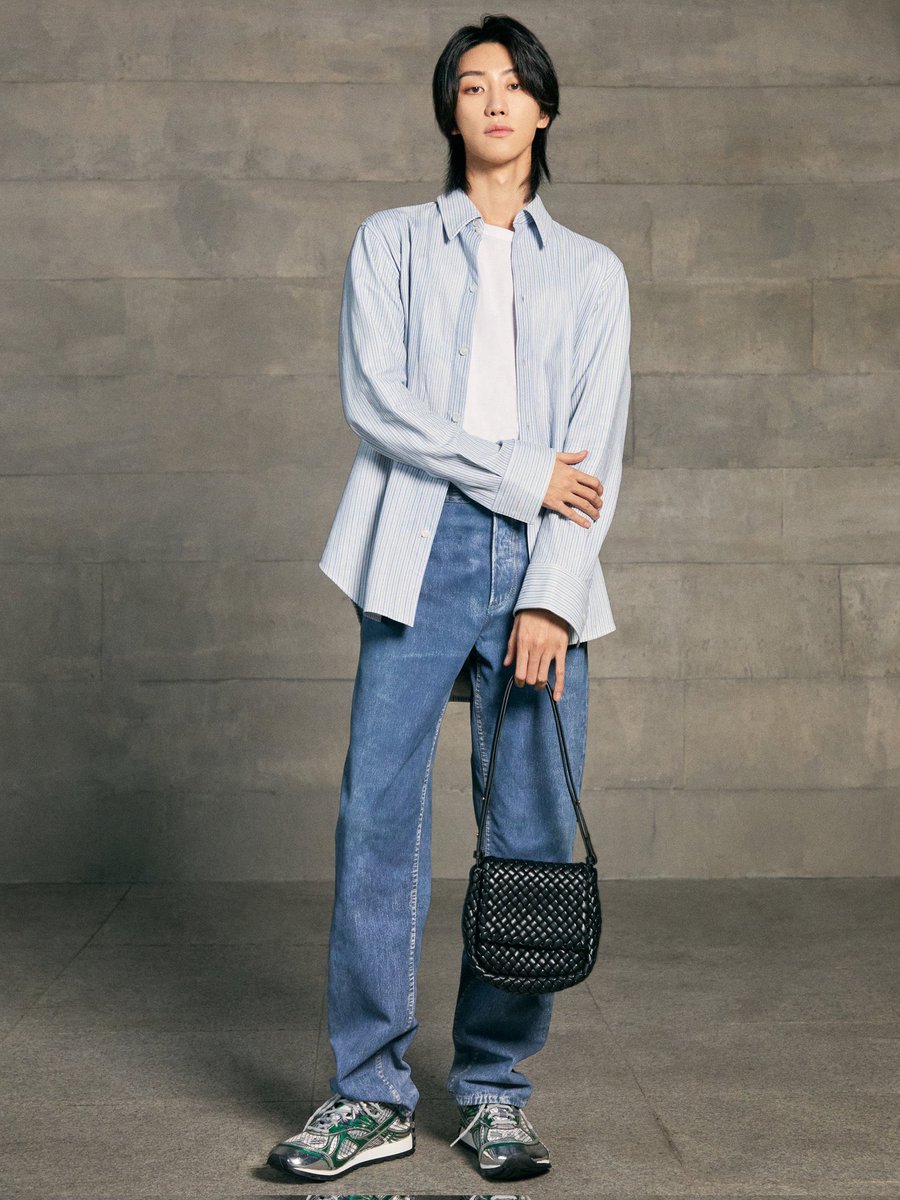 minghaocheol_'s tweet image. WOAH WAIT PAUSE MINGHAO FOR BOTTEGAVENETA ?!!?!