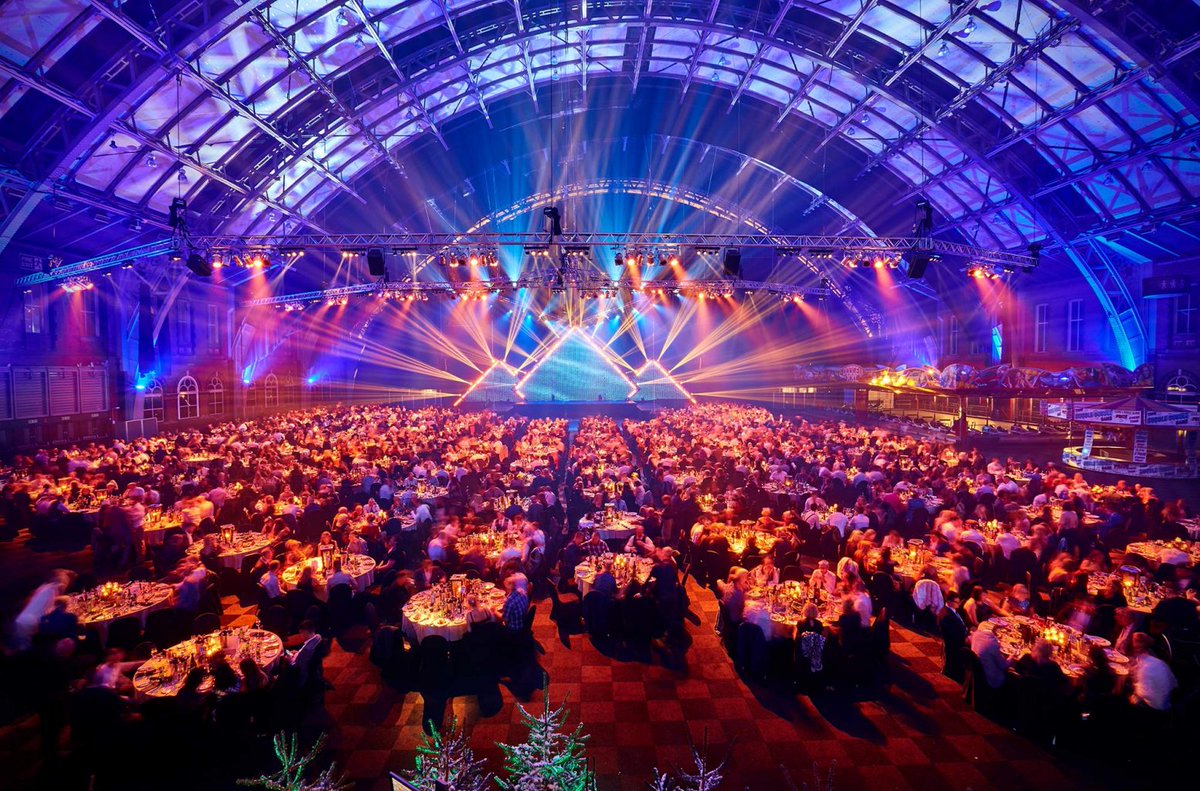 Manchester Christmas Party. Christmas is on.
Experience Christmas Party World 2023 at Manchester Central. The UK’s leading Christmas party venue. Cirque de Lumiere 2023
CIRQUE DE LUMIERE 2023 – A FUSION ON LIGHT AND SOUND
christmas-venue.com/venue/christma…