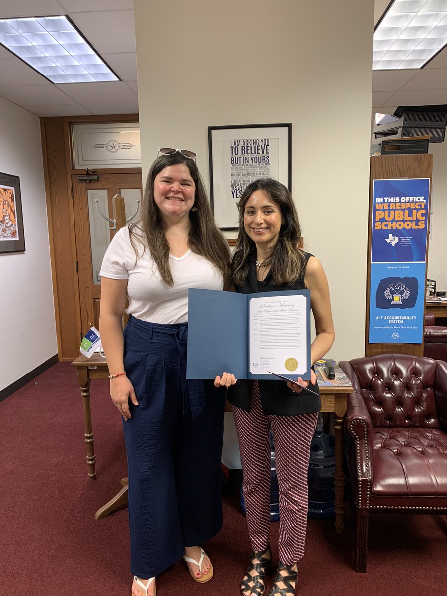 So honored to recognize <a href="/GinaForAustin/">Gina Hinojosa</a> &amp; her efforts fighting public school library censorship this past session with a <a href="/TXLA/">Texas Library Assn.</a> resolution! We are #StrongerTogether 💪📚💕🎉 #HB900 #freadom