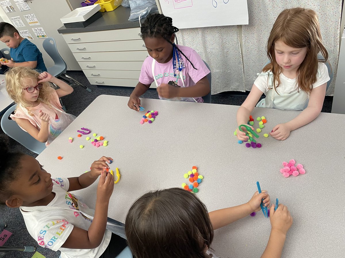 These kinder students had so much fun explore science tools!! #Kindergarten #mcneilelem