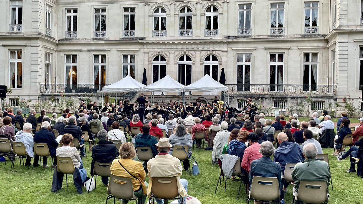 Musique des Transmissions tweet media