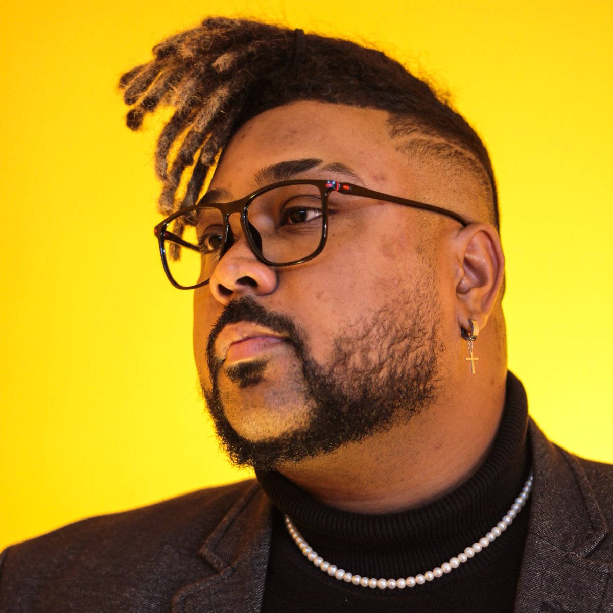 LeviKaique's tweet photo. 🚨 IMPORTANTE 🚨

Em Setembro o Pacto Global organiza um dos maiores eventos do ano na ONU em Nova York e dessa vez um dos convidados é Ayo Tometi uma das fundadoras do Black Lives Matter. 

Recebi o convite para o evento, mas estou fazendo essa Vakinha para conseguir comprar as passagens e conseguir ficar alguns dias em NY. Será muito importante para mim, relutei em criar uma Vakinha, mas é a única opção que tenho para conseguir ir nesse evento. 

Qualquer valor vai ajudar muito nessa empreitada 

https://t.co/1LYrXoD8hz