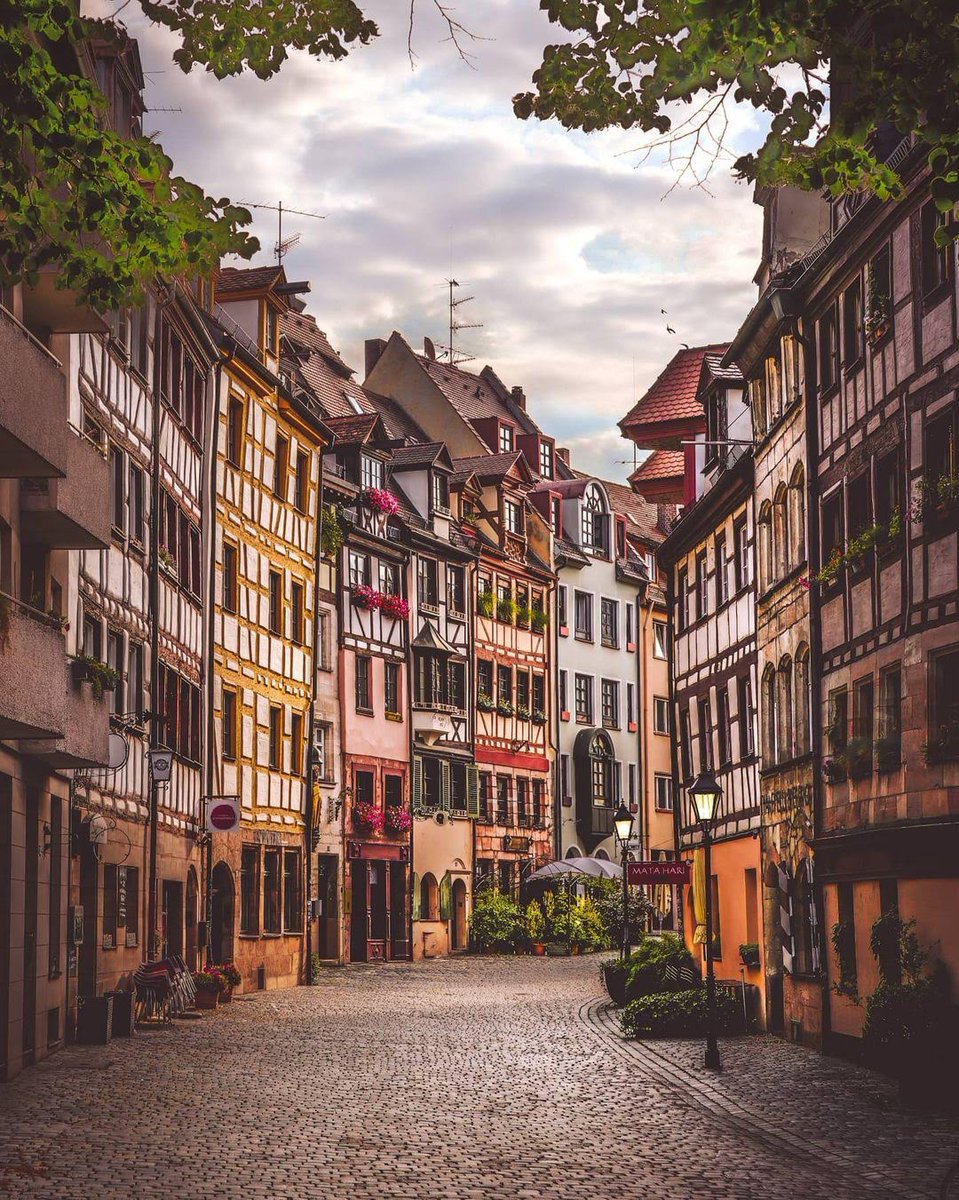 What makes this street in Nuremberg, Germany, so charming?

It isn't magic. Here are 10 (very) specific reasons why people find it beautiful — and which can improve almost any street in the world.

1. Cobbles

When are cobbled streets not a good thing? They add texture and detail
