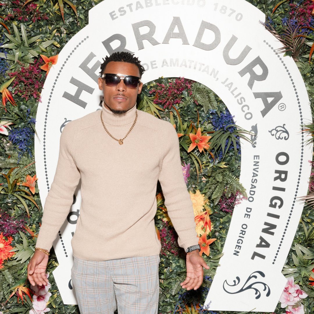 It's Finally Friday! Which Means It's Almost time for the #Dayparty - Join Us This Sunday @oldforesterparistownhall 6p-11p | Tickets Onsale Now goodtimersentertainment.com #GoodtimersDayparty