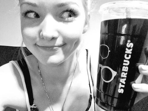 ¿Alguien para tomar un café de merienda?