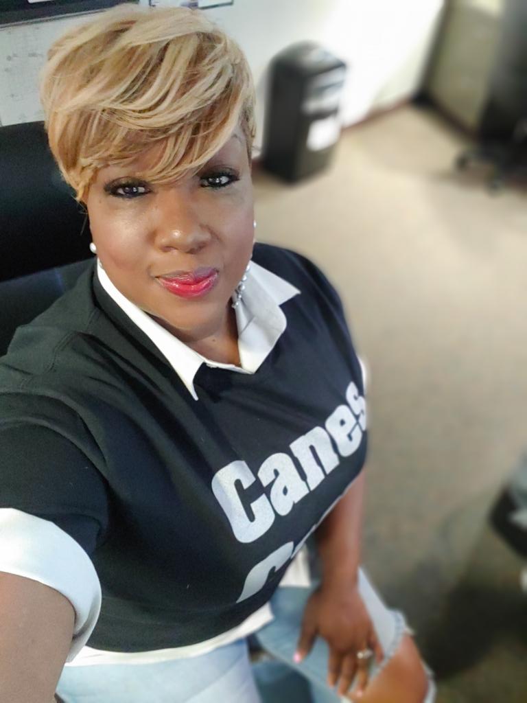 Happy Friday !! 3 day weekend