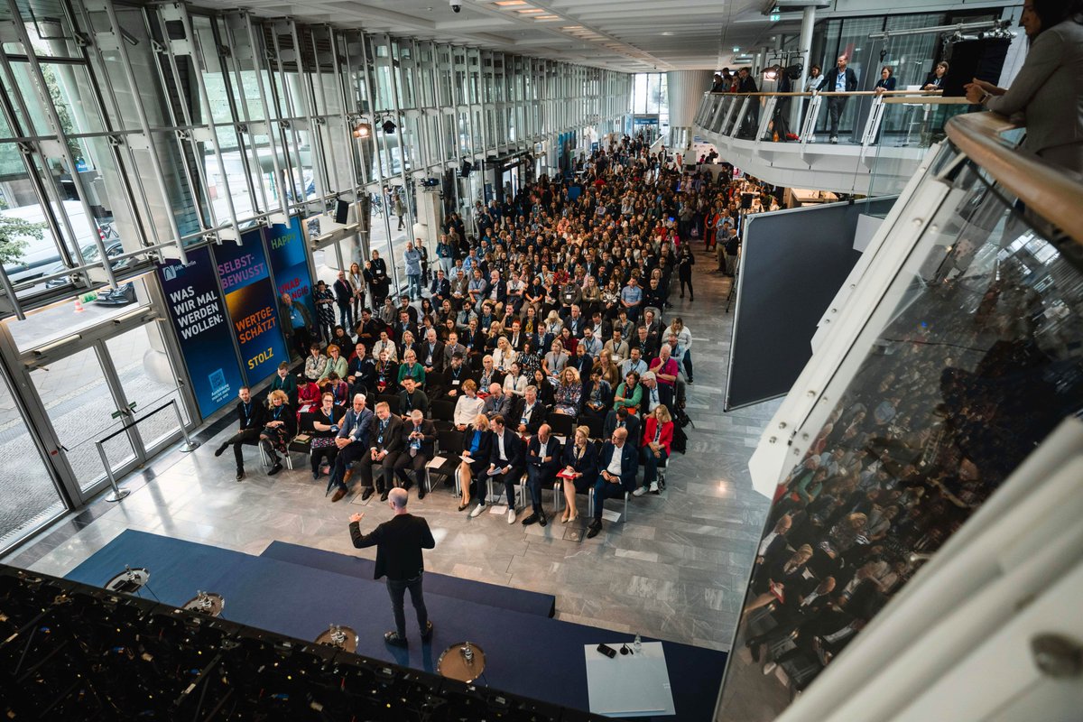 Das #FestivalderBerlinerWirtschaft war Bühne, Denk- und Werkraum für eine zukunftsfähige Arbeitswelt. 
Wir danken allen Teilnehmerinnen und Teilnehmern aus Wirtschaft, Politik und Verwaltung. Sie haben das Festival zu einem Erfolg gemacht! <a href="/SenWiEnBe/">Senatsverwaltung für Wirtschaft, Energie, Betriebe</a>