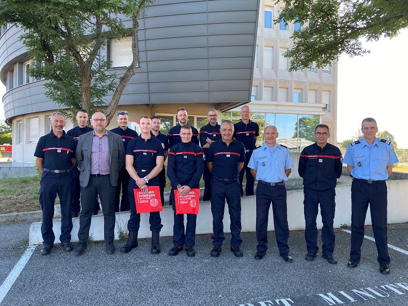 [#recrutement] 🧑‍🚒
En cette rentrée, le SDIS accueille de nouveaux arrivants, 1 PAT et 3 officiers professionnels.
Nous leur souhaitons la bienvenue parmi nous et une belle carrière dans notre département ✨