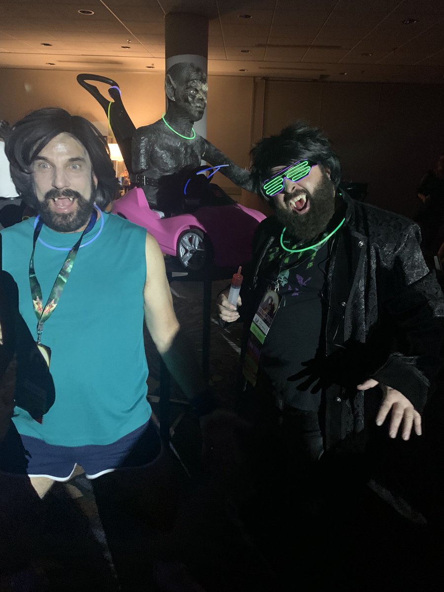 ShannonCBowden's tweet photo. The Amazing Baron Afanas had an amazing night out @DragonCon ! @actordougjones @theshadowsfx created and sculpted by an infamous artist in Las Vegas (who was cosplaying Laszlo)! https://t.co/7CzwYEtG2V