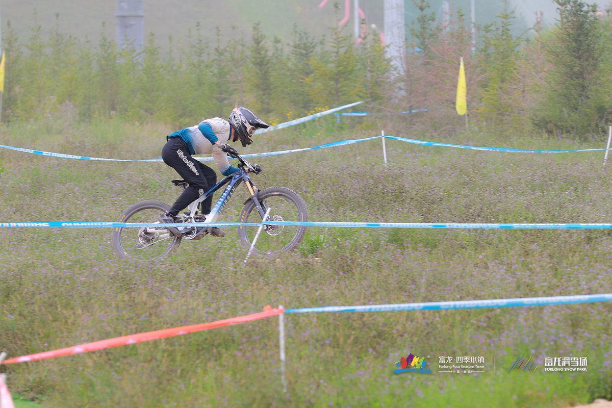 BAFANGElectric's tweet photo. At the 2023 #ForlongMTBFestival, Bafang's M510 drive system emerged as the undeniable champion. 90% of participants chose #Bafang, and the top 3 winners rode eBikes from @MarkhorCycles and #Hybridizer, all equipped with the powerful M510! ๐ https://t.co/gjVR6kIZgw