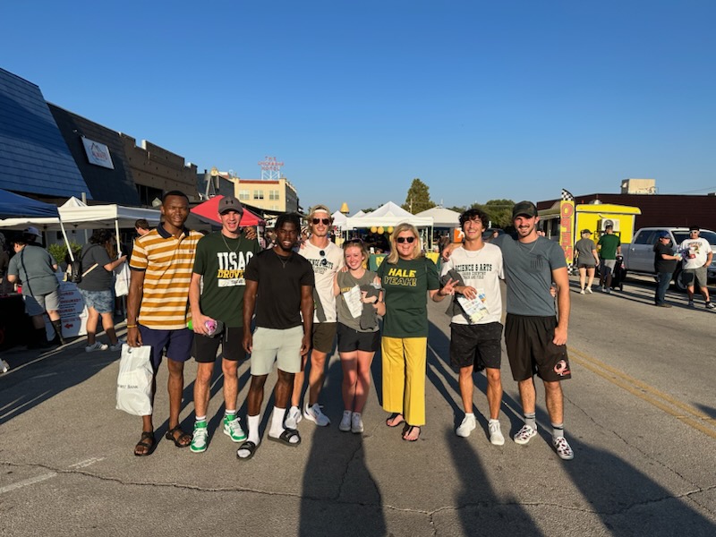 USAOPres_Hale's tweet photo. Last night was good for the soul! Thank you to all who came out and participated in our annual Street & Greet in lively downtown Chickasha!
#BetterTogether #HaleYeah #DroverMagic https://t.co/8ke8kJXn9x