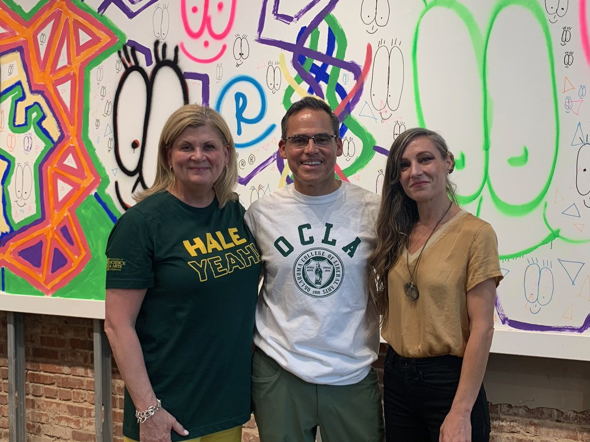 USAOPres_Hale's tweet photo. Last night was good for the soul! Thank you to all who came out and participated in our annual Street & Greet in lively downtown Chickasha!
#BetterTogether #HaleYeah #DroverMagic https://t.co/8ke8kJXn9x