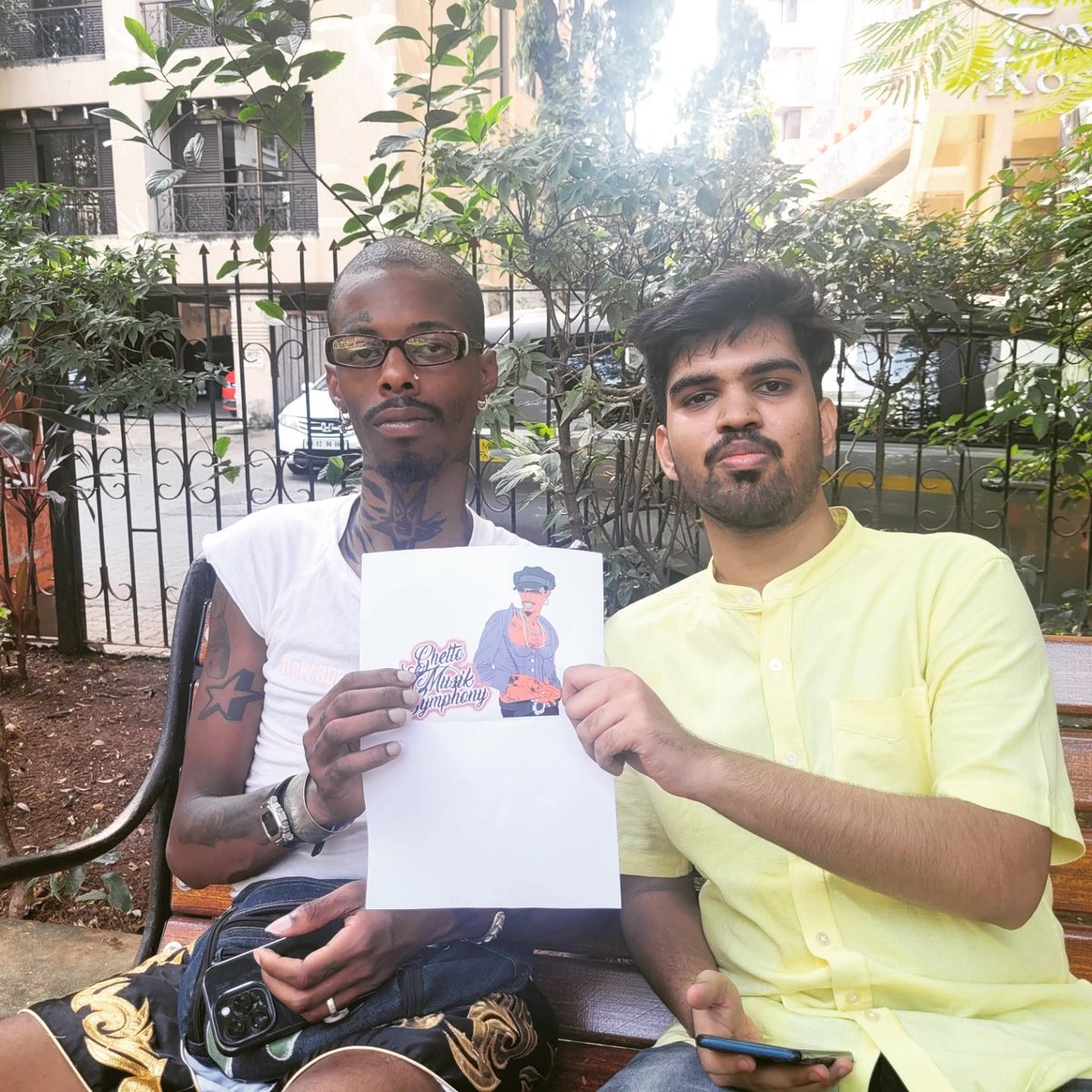 Au Silence tweet media