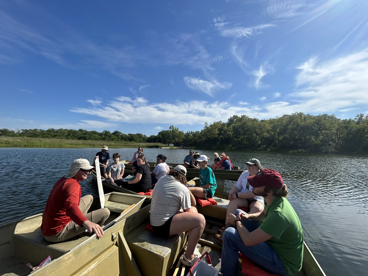 Big thank you to @KUEcoResearch’s @DrCyanoHAB & team for teaching the lake lab for our Ecology Field and Lab methods course at the @KUFieldStation Cross Reservoir! What an awesome experience to learn about lakes from ‘algae guy’ Dr. Ted Harris & team from the middle of a lake 🛶