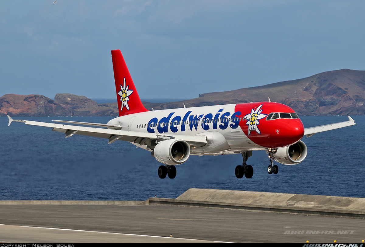 Edelweiss Air
Airbus 320-214 HB-IHZ 'Viktoria'
FNC/LPMA Madeira Airport (Funchal )
April 12, 2016
Photo credit Nelson Sousa
#AvGeek #Aviation #Airline #AvGeeks #Airbus #A320 #EdelweissAir #FNC #Funchal